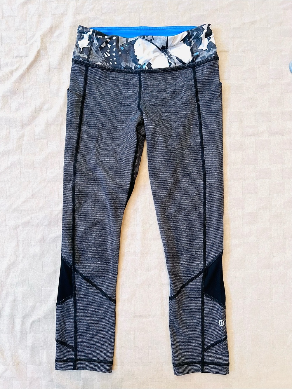Lululemon Grey & Black Crop Leggings, Floral Patterned Waistband w/ Blue Lining